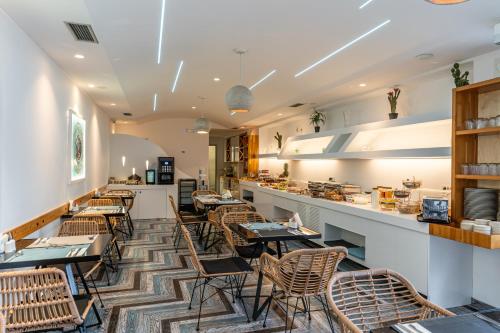 marvarit suites - image 8