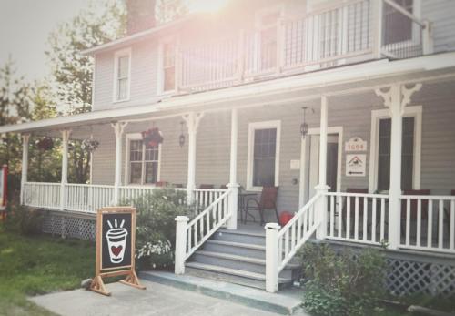 Auberge de la Gare, Station Soberlab - Accommodation - Sainte-Adèle