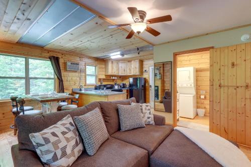 Remote Escape Murphy Cozy Cabin in the Woods in Marble, USA