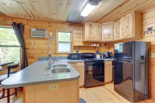 Remote Escape Murphy Cozy Cabin in the Woods in Marble, USA