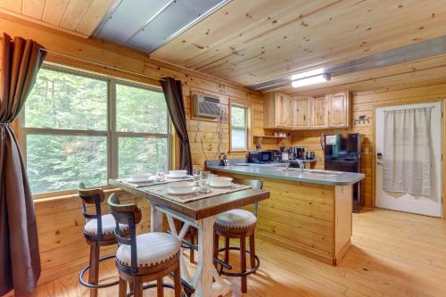 Remote Escape Murphy Cozy Cabin in the Woods in Marble, USA