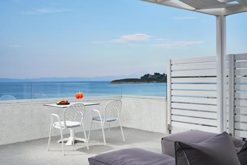 Antigoni Beach Resort - image 9