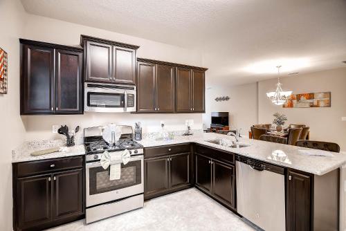 4329AC - Solterra Gated Resort home in Davenport, USA