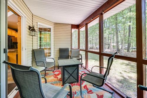 Pocono Lake Vacation Rental with Community Amenities