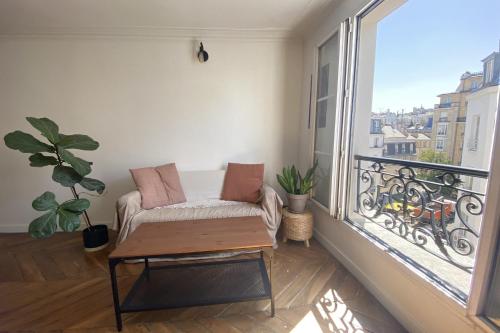 Charming and elegant apartment Oberkampf Paris