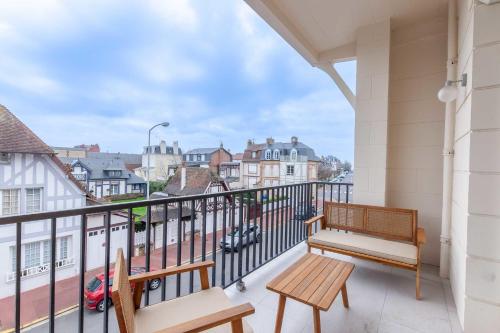 splendid flat with balcony - 4P - 500 m from the beach - Location saisonnière - Deauville