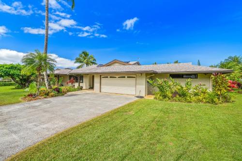 4Br 2Ba Newly Furnished Princeville Home, AC, Pool, Tennis