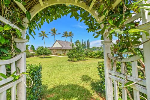 4Br 2Ba Newly Furnished Princeville Home, AC, Pool, Tennis