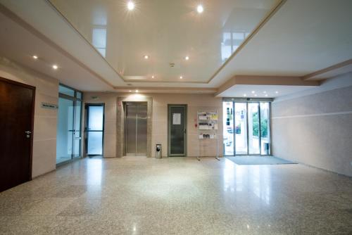 46947391 Amiral Hotel