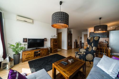 Comfy condo on the 20th floor & FREE parking, Bratislava (photo 9)