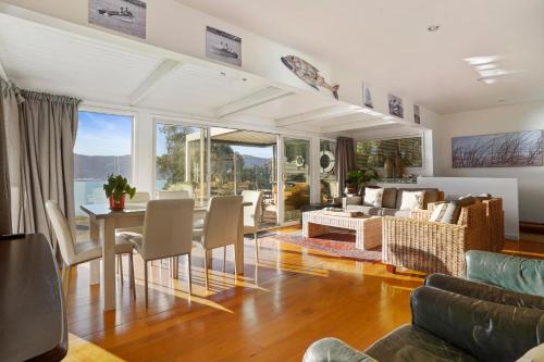 Viesnīcas āriene, Kaioruru View - Diamond Harbour Holiday Home in Diamond Harbour