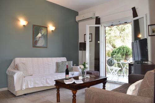 Maison Anna Corfu Holiday Apartments