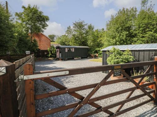 Hazel Nook - image 4