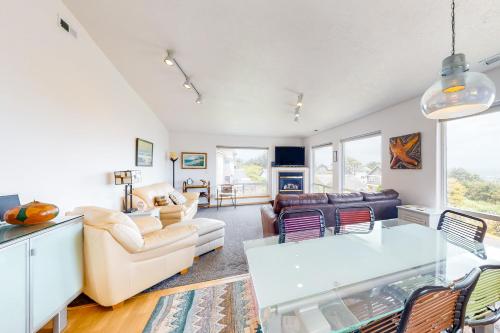 JS Beach House - image 9