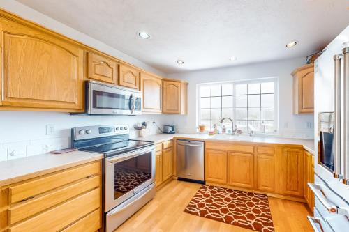 JS Beach House - image 12