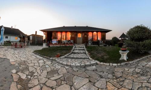 Prenočište Villa Ivanić (Prenociste Villa Ivanic) in Josipovac