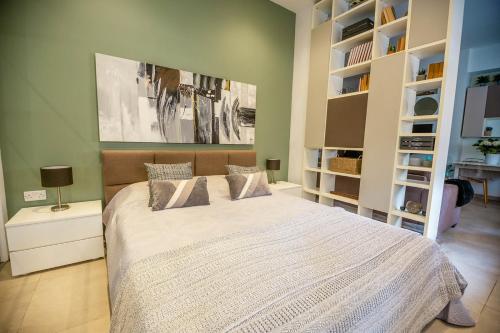 Spacious studio apartment Sliema