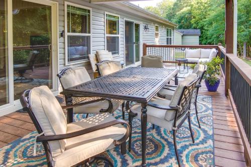 Anderson Lakefront Vacation Rental with Boat Dock!