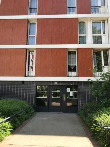 Exterior view, Jardins de La Noue in Villeneuve-la-Garenne