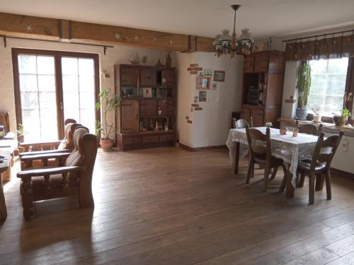 Chatka skrzatka in Grabovo-Olševo
