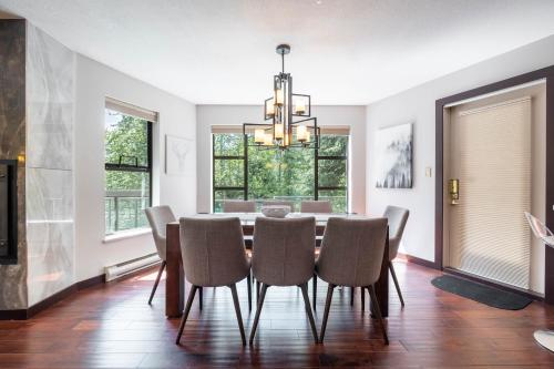 Greyhawk 123 by Outpost Whistler, Уистлер (фото 10)
