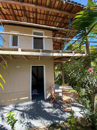 2 bedrooms, 3 beds
