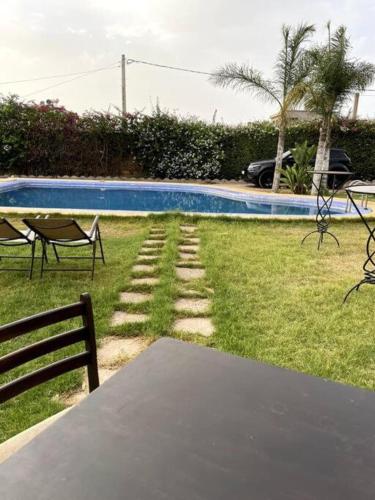 Villa avec piscine et jardin privés, Casablanca (fotografie 6)