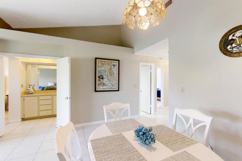 Family Tides, Unit 218 in St Petersburg, USA