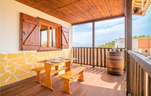 Nice Home In El Borge With Outdoor Swimming Pool, Swimming Pool And 3 Bedrooms