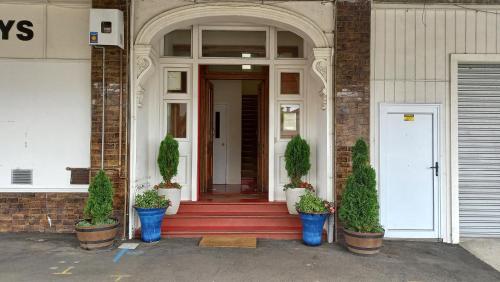 Royal Accommodation - Hotel - Stratford