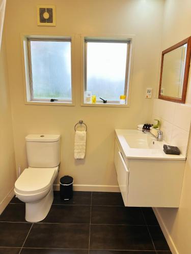 Red Rock Thermal Motel Room Type - One-Bedroom Apartment