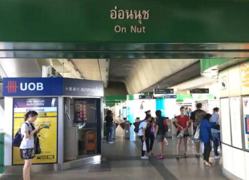 High-Class 2BED SkyView Condo Just 1-Step from BTS ONNUT