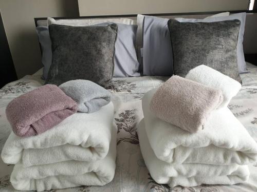 High-Class 2BED SkyView Condo Just 1-Step from BTS ONNUT