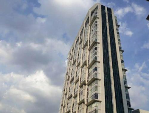 High-Class 2BED SkyView Condo Just 1-Step from BTS ONNUT