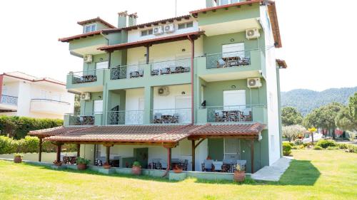  Alexandros Hotel Apartments in Vourvourou