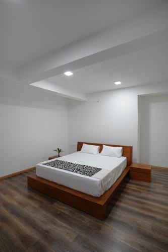 Double or Twin Room image 8