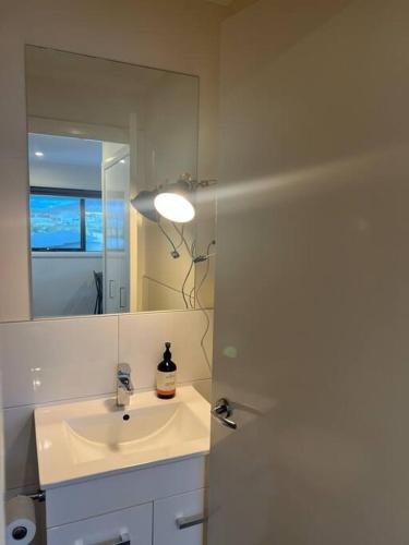 Bathroom, Adorable 1 bedroom Unit in Coombs in Curtin