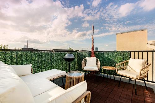 Montrose Lodge by Dunyha in Houston (TX)