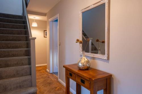 Erwenni, Llanbedrog, Abersoch near beach and pub with hot tub in Llanbedrog