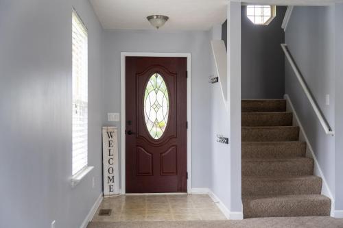 Spacious home across from Louisville in New Albany in New Albany, USA