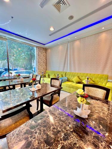 Ravintola, Dream Palace Hotel Ajman in Ajmān