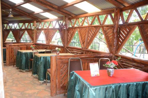 Restorāns, WAMALA RESORT HOTEL SSESE in Kalangala