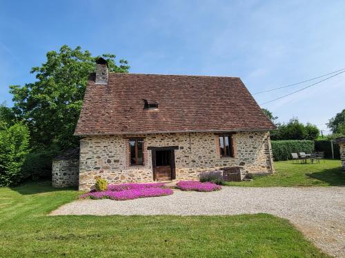 Accommodation in Salon-la-Tour