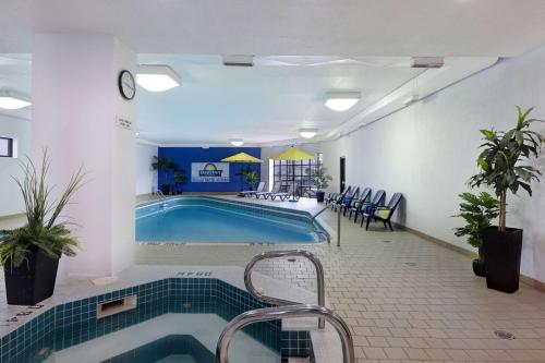 Skats, Days Inn by Wyndham Niagara Falls Near The Falls in Niagara Falls (ON)