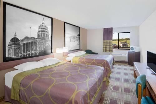 Super 8 by Wyndham Toledo in Toledo, USA