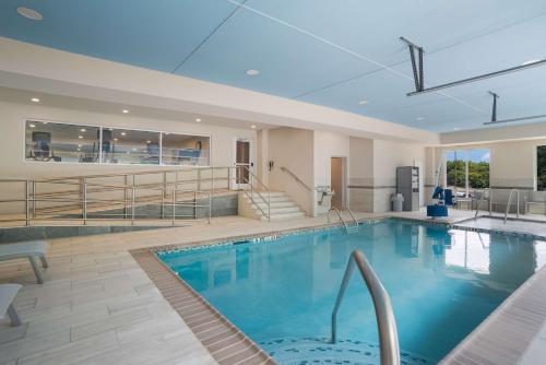 SureStay Plus Hotel by Best Western Elizabethtown Hershey