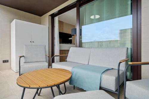 Magical 2BR Condo in the Heart of Cambrils