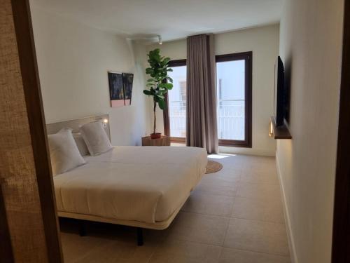 Superior Double Room image 9