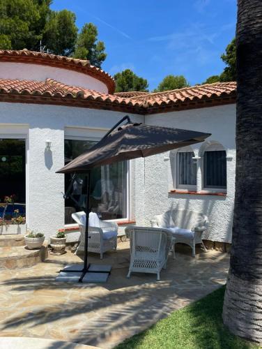 Villa with Private Pool room in ARENDA Villa Camila Pino Alto