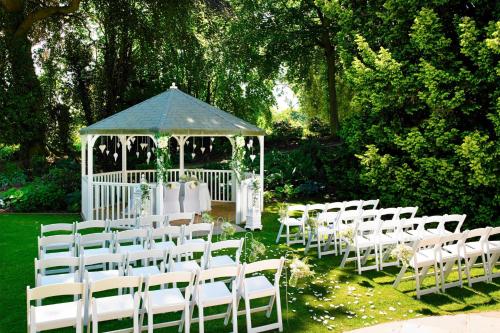 York Marriott Hotel - image 12